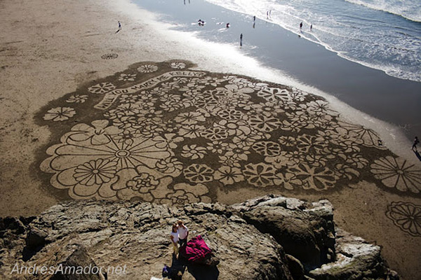 beach-sand-paintings-andres-amador-1