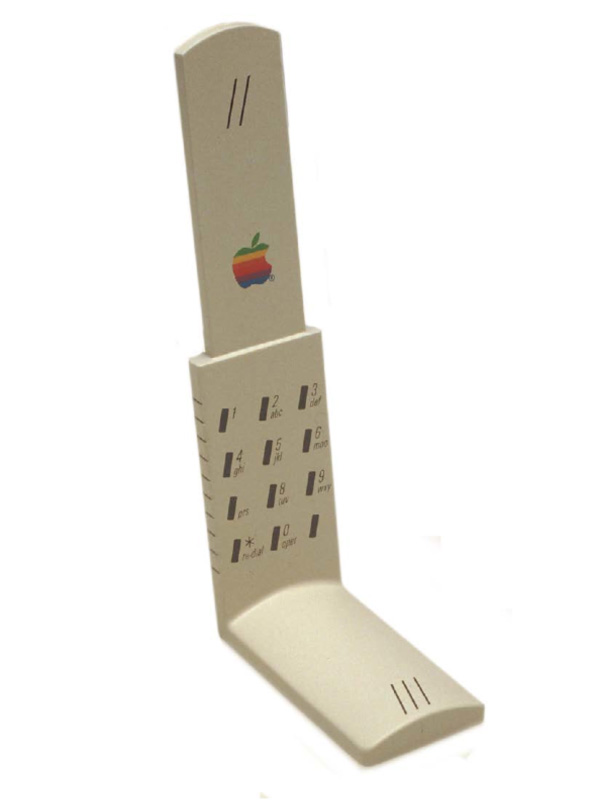 hartmut-apple-5-phone-2