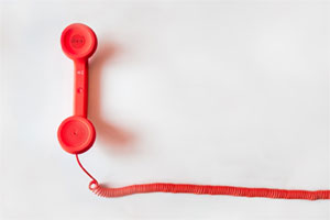 تماس تلفنی سرد یا تماس سرد به معنی ارتباط با مخاطبی است که او را چندان نمی شناسیم