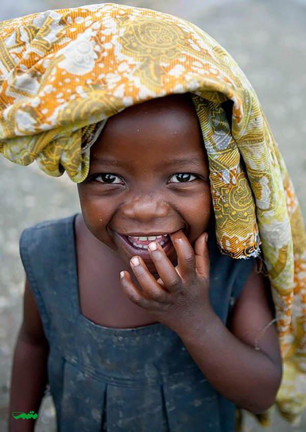 کودکان در همه جای دنیا زیبا میخندند