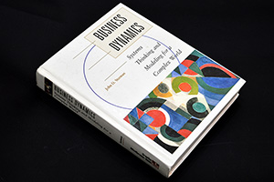 کتاب پویایی شناسی سیستم ها یا پویایی شناسی کسب و کار - نوشته جان د استرمن
